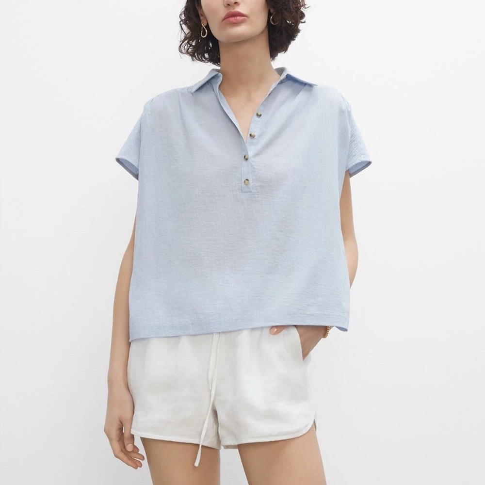 Popover Gauze Shirt- New With Tags - NEVER WORN- Subtle Blue